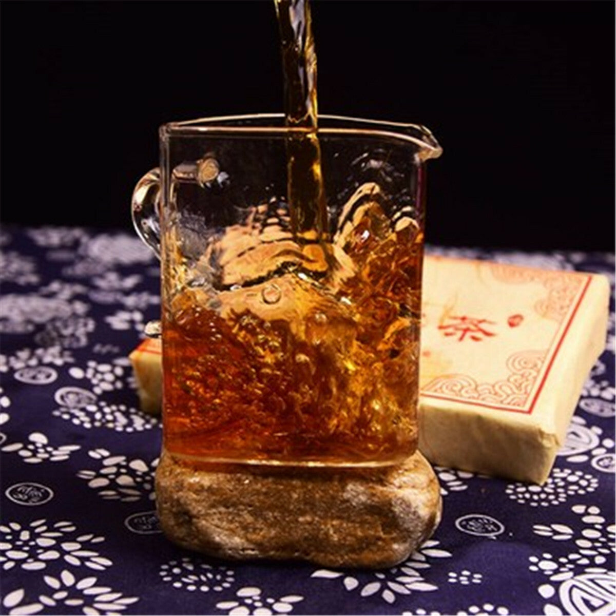 Dian Hong Brick Black Tea Yunnan Fengqing Dian Hong Compressed Tea Red Tea 250g