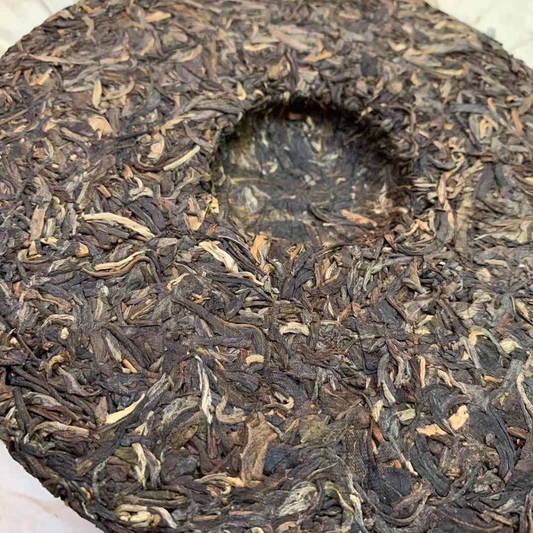 2002 Yunnan Aged Puerh Tea Ban Zhang Old Tea Pu-erh Raw Tea Cake Puer Tea 357g