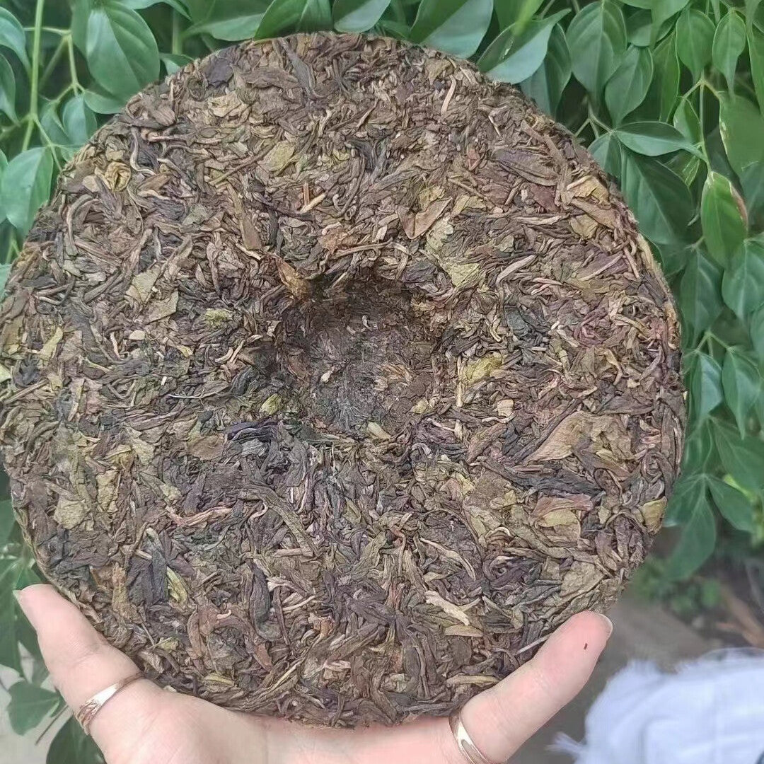 357g Yunnan 2014 Golden Leaf Sheng Pu-erh Tea Raw Pu'er Tea Cake Puerh Cake Tea