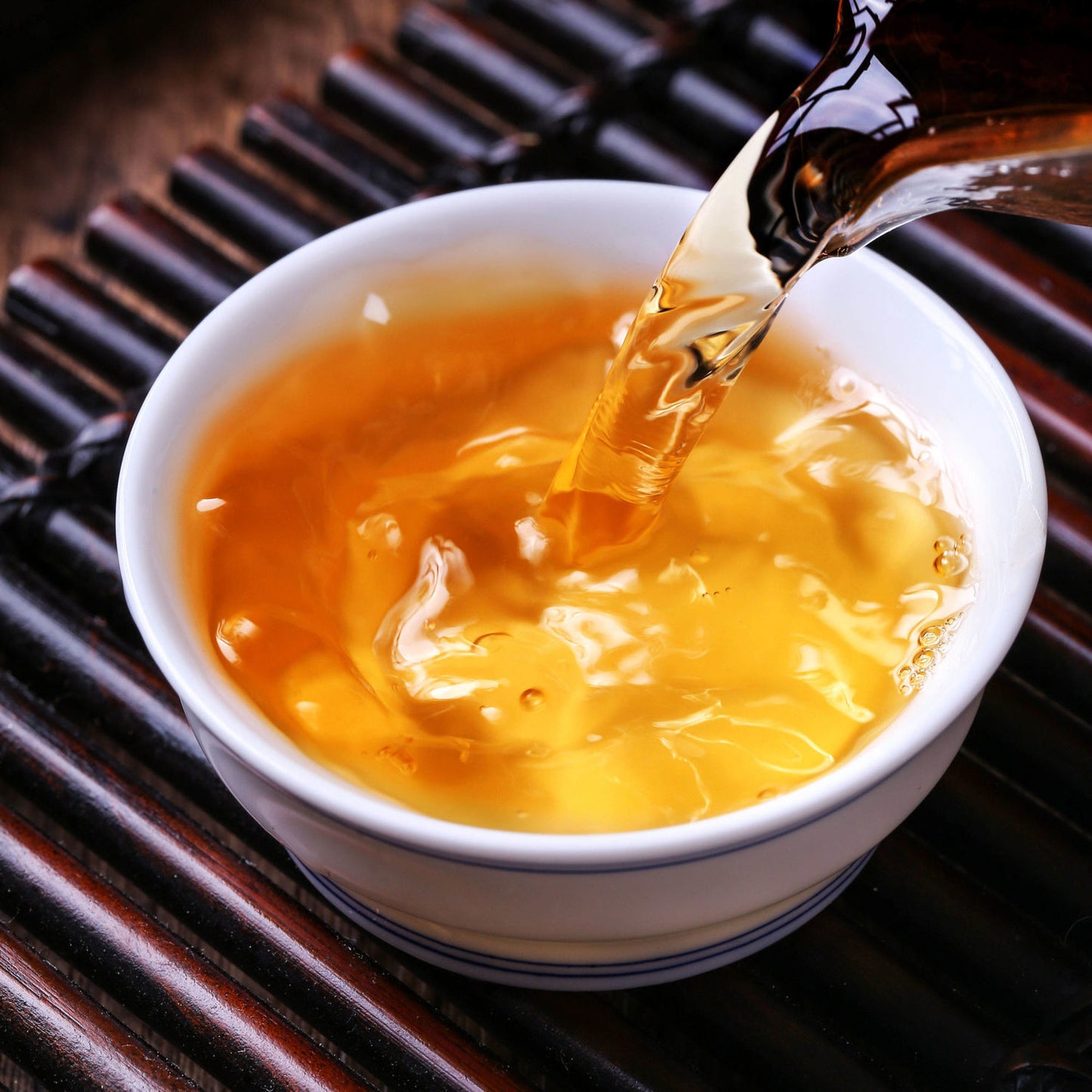 Pu-erh Green Tea Cake Laomaner Puerh Raw Tea Yunnan Ancient Tree Pu'er Tea 357g