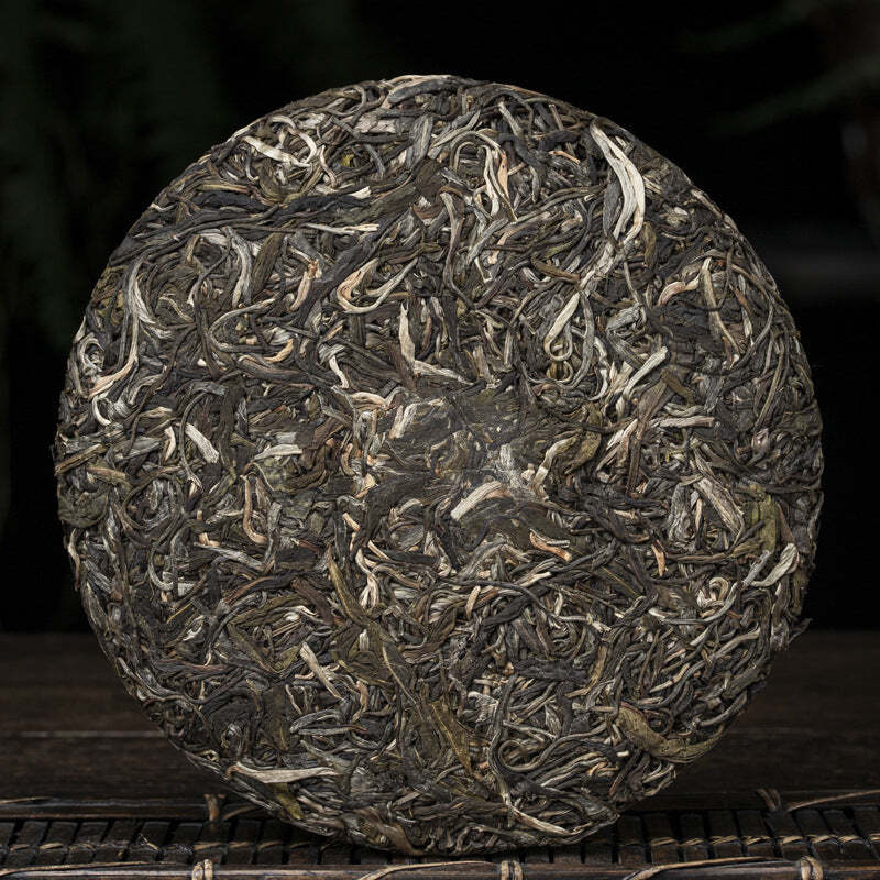 Guafengzhai Pu'er Raw Tea Cake 357g Old Tree Puerh Tea Chinese Organic Green Tea