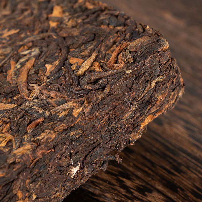 Yunnan 200g Ripe Puerh Tea Iceland Old Tree Cooked Pu-erh Tea Brick Black Tea