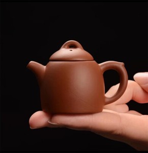 Mini Tea Pot Yixing Zisha Clay Tea Pet Home Decoration On Tea Tray Pot Tea Plays