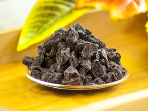 Health Tea Dry Dark Smoked Plum Ebony Fruit Herbal Tea Dried Fruit Tea Tea Drink